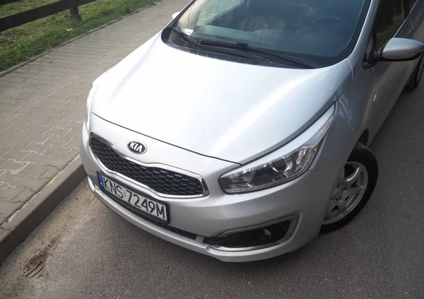 Kia Ceed cena 36900 przebieg: 196120, rok produkcji 2017 z Świnoujście małe 667